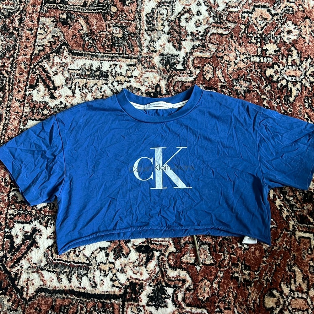 Cropped Blue Calvin Klein Jeans Tee